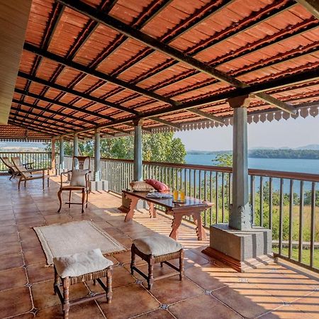 Saffronstays Anantham, Kamshet - Pet-Friendly Lakefront Villa With A Huge Verandah Nethersole Dam Eksteriør billede