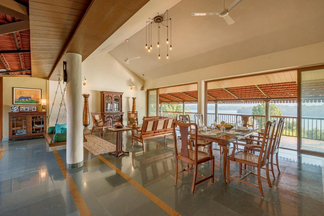 Saffronstays Anantham, Kamshet - Pet-Friendly Lakefront Villa With A Huge Verandah Nethersole Dam Eksteriør billede