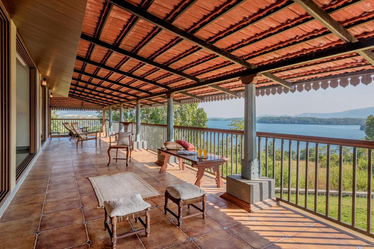 Saffronstays Anantham, Kamshet - Pet-Friendly Lakefront Villa With A Huge Verandah Nethersole Dam Eksteriør billede
