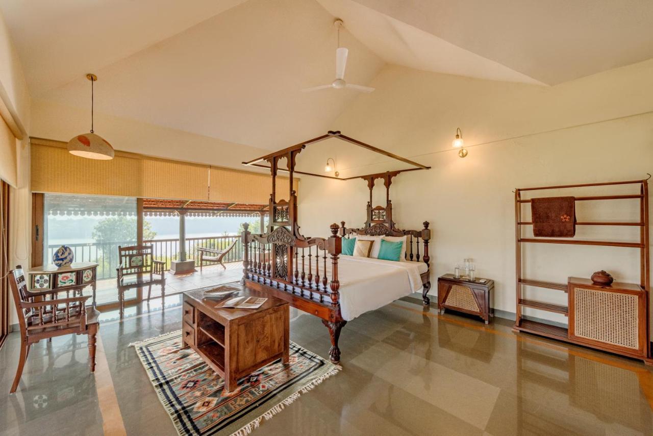 Saffronstays Anantham, Kamshet - Pet-Friendly Lakefront Villa With A Huge Verandah Nethersole Dam Eksteriør billede