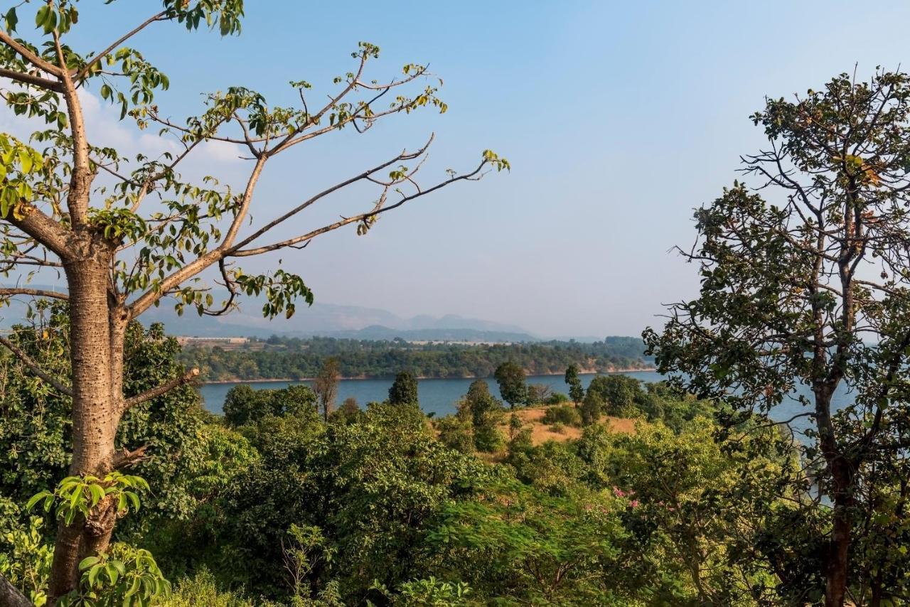 Saffronstays Anantham, Kamshet - Pet-Friendly Lakefront Villa With A Huge Verandah Nethersole Dam Eksteriør billede