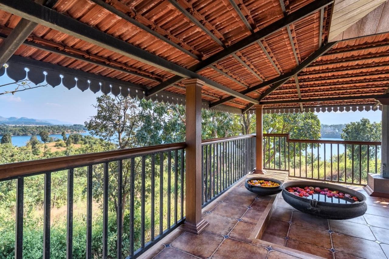 Saffronstays Anantham, Kamshet - Pet-Friendly Lakefront Villa With A Huge Verandah Nethersole Dam Eksteriør billede
